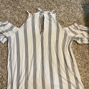 American Eagle medium !